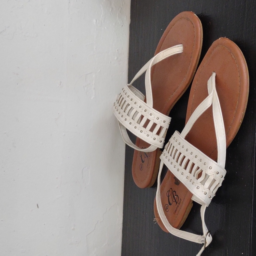 Carolina Bay sandals size 9